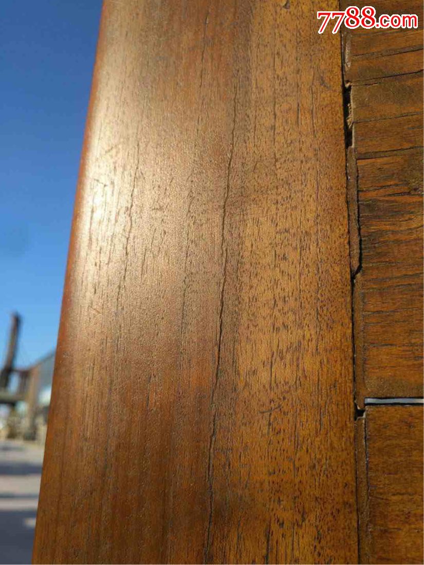 清代,楠木大烟桌,纹理细腻温润,包浆浑厚,做工高端大气上档次,可正常