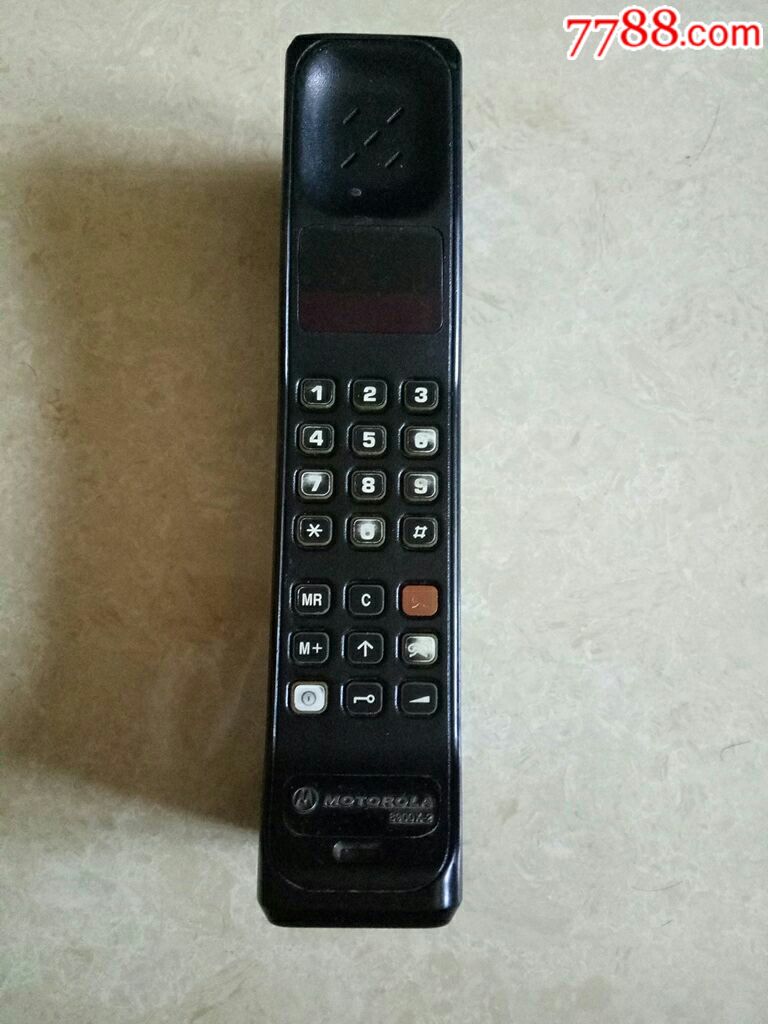 摩托罗拉8*00×2大哥大