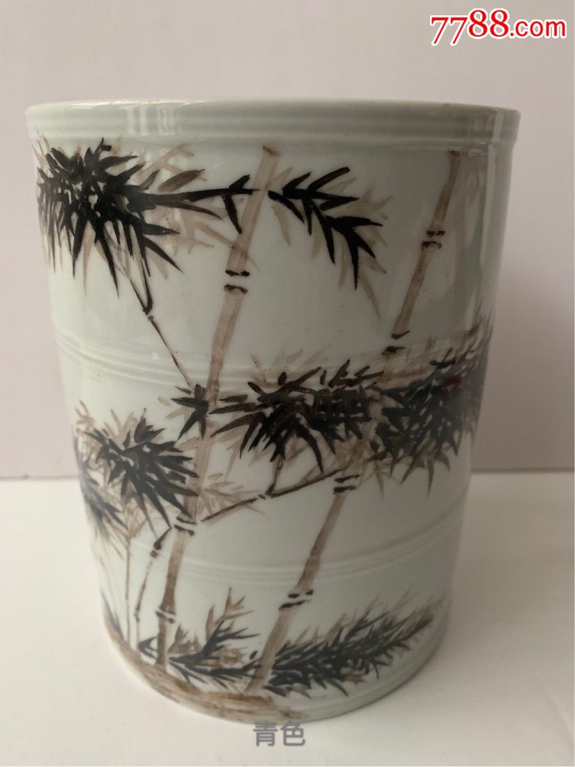 仙槎的浅降彩笔筒