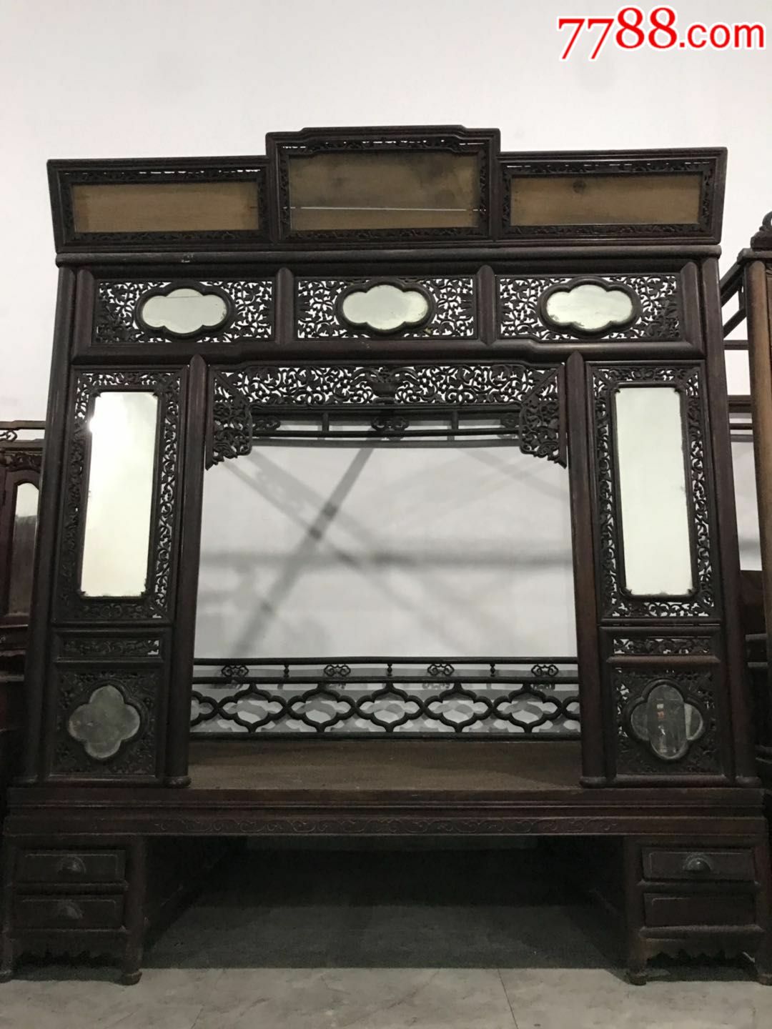 清代老红木(大红酸枝交趾黄檀)架子床,前红后榉雕工精湛,品相一流