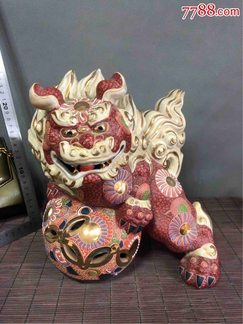 日本回流九谷烧狮子摆件