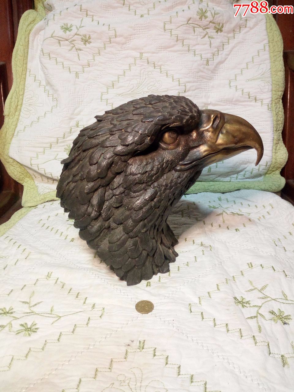 鹰头摆件