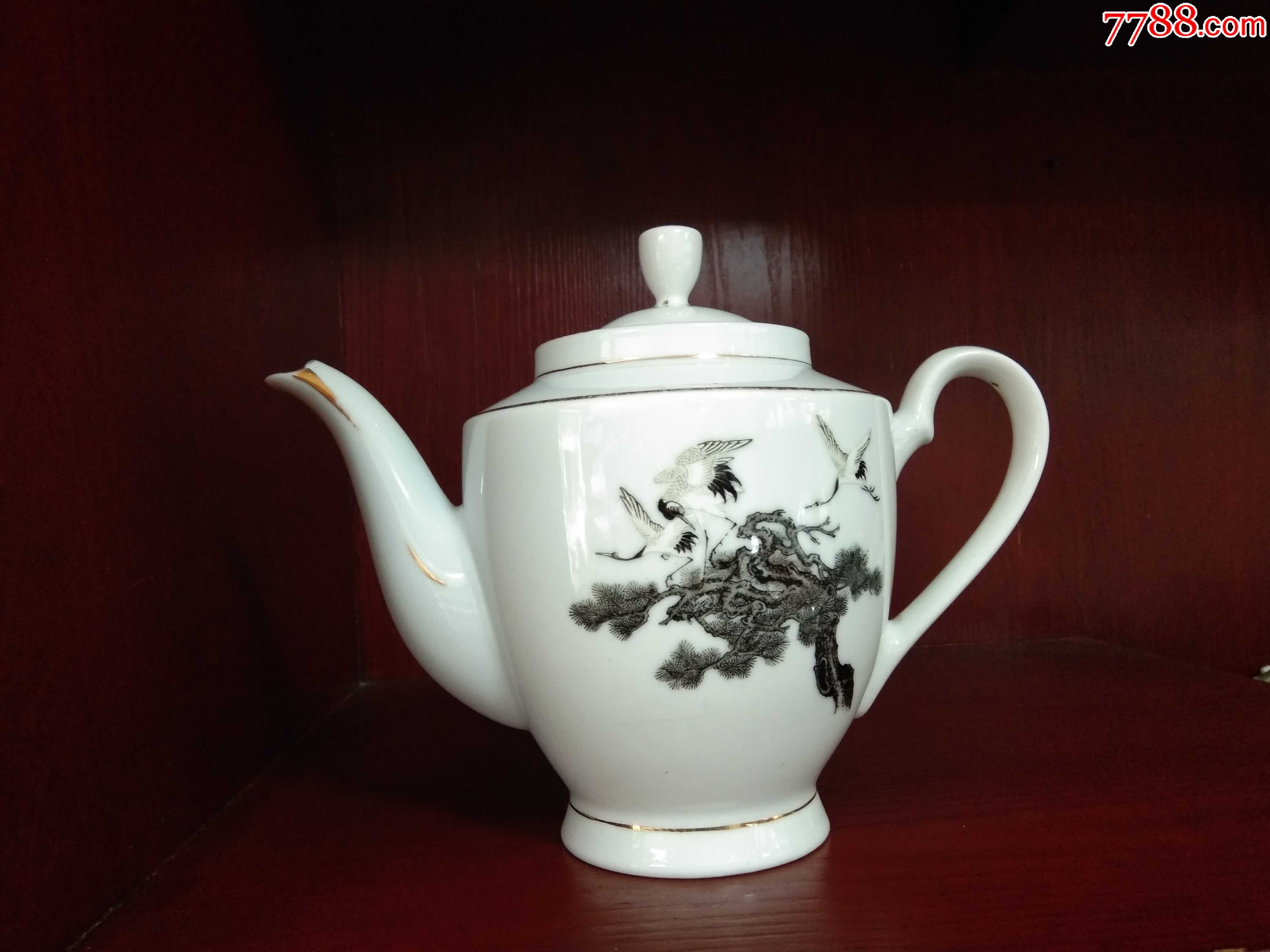 醴陵星火文革时期大球泥茶壶一个