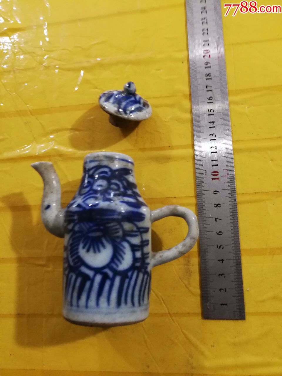 清代青花小油壶