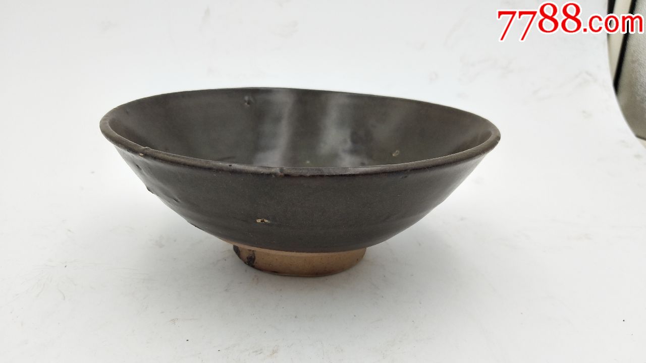 明黑釉碗