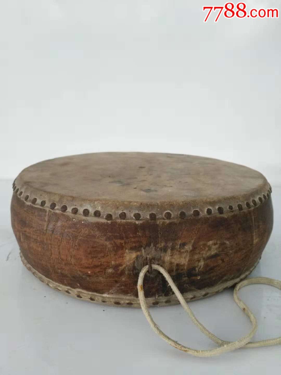旧社会说书用的小鼓子,品相如图,音质响亮,正常使用,全品包老.