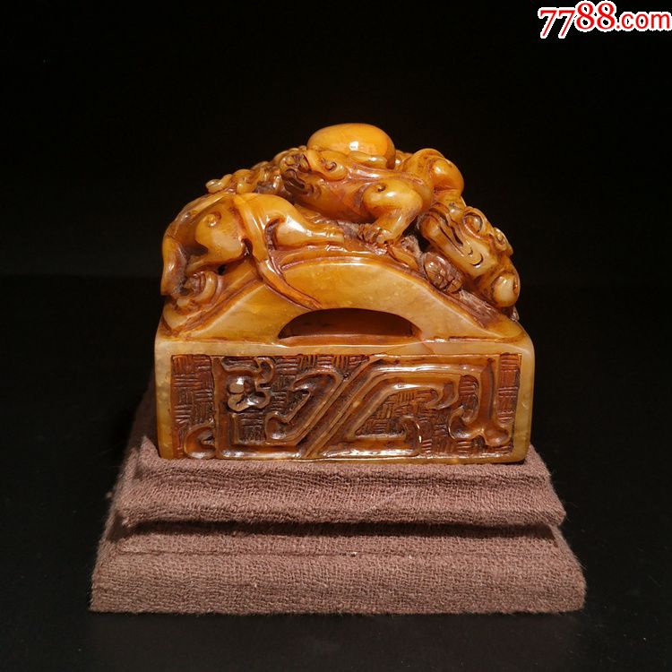 老寿山石田黄冻石圆雕螭龙戏珠钮印大印章桂山作款文房篆刻石雕