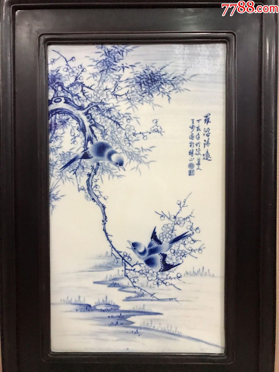 尺寸:高72厘米x48厘米黑檀木作扵珠山八友王步青花花鸟瓷板画画工