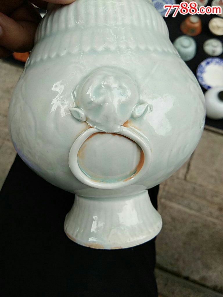 湖田窑三兽耳衔环尊