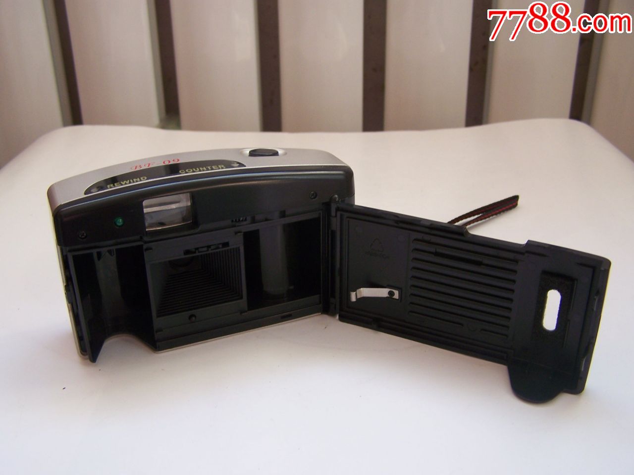 老相机,nadia相机,带原套,点图可放大