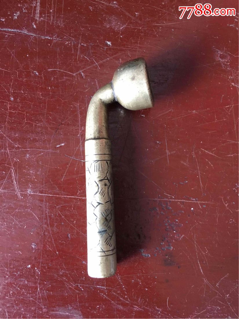 清末民国带款刻花烟袋锅