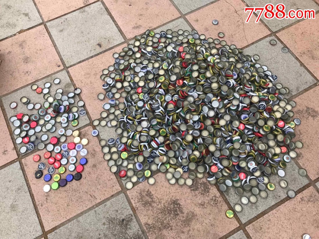各种啤酒瓶盖3700个左右_价格450.0000元_第1张_7788收藏__收藏热线