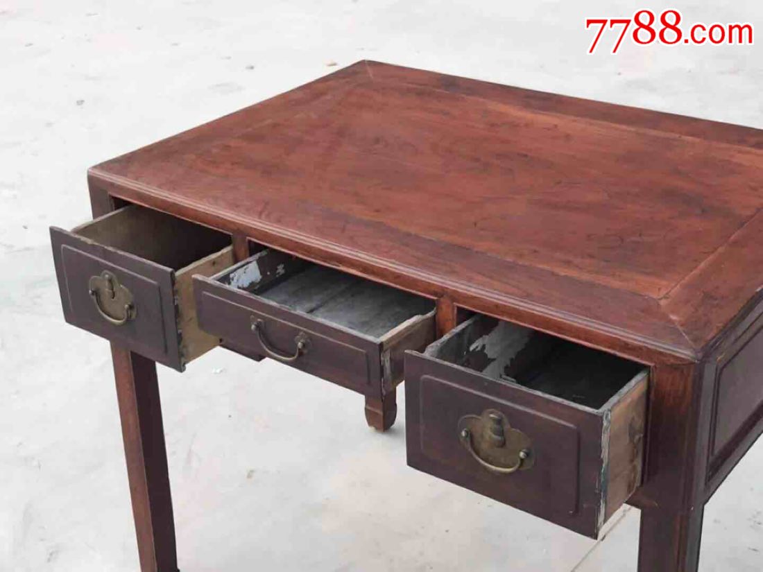 【超宽】清末民初血榉木苏工三抽书桌~整体介绍~:老红木抽屉面.