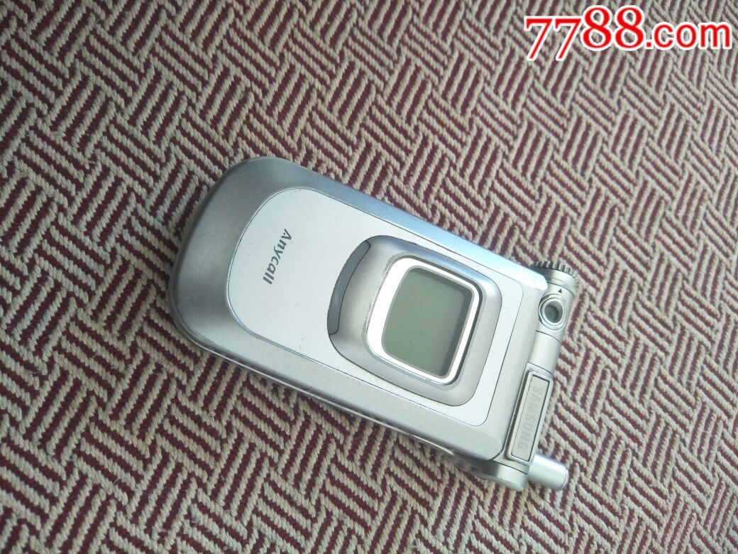 三星翻盖手机2004年图片