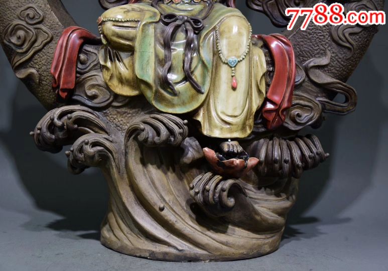 0浏览量:喜欢联系18054378615备注:清代"周恩裕"制紫砂加彩菩萨像