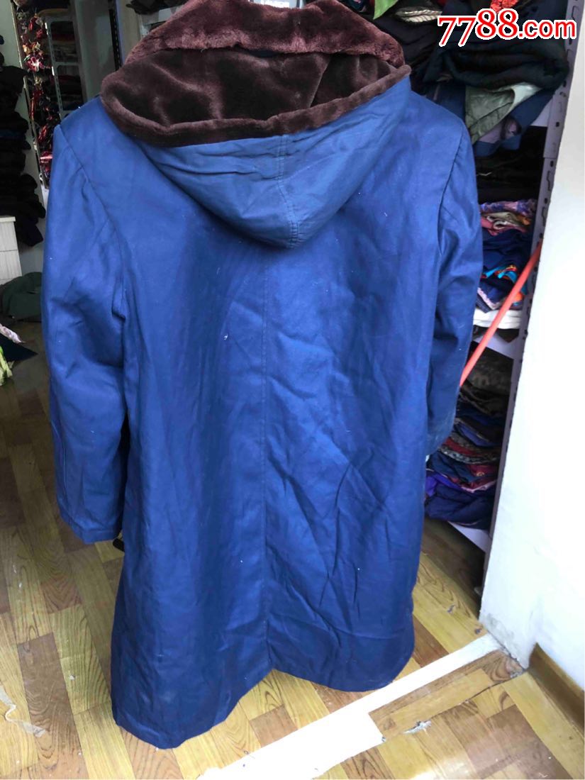 老式迪卡羊皮大衣