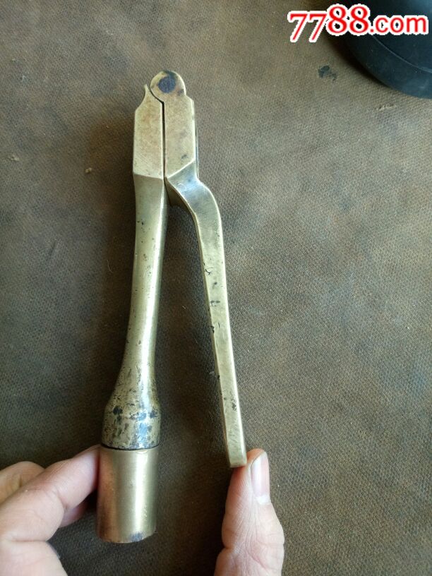 稀少铜压帽钳子,老猎人工具