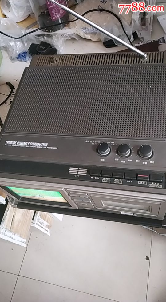 日立牌五寸彩色电视多用机