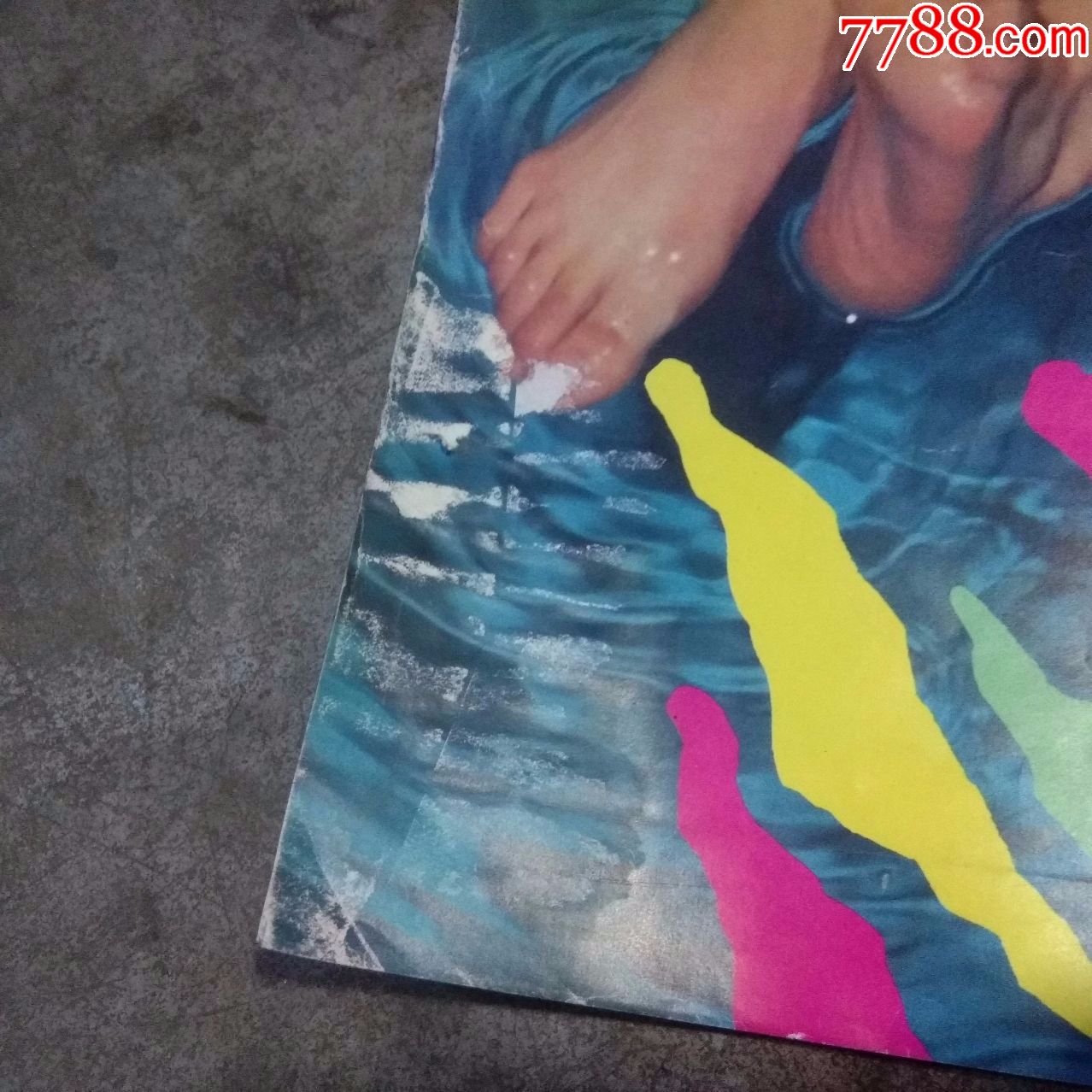 1993年巨幅挂历泳姿图片