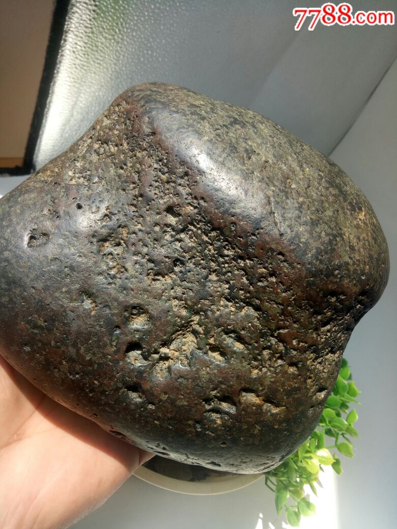 云南月亮五彩古铜陨石(铜印,强磁)