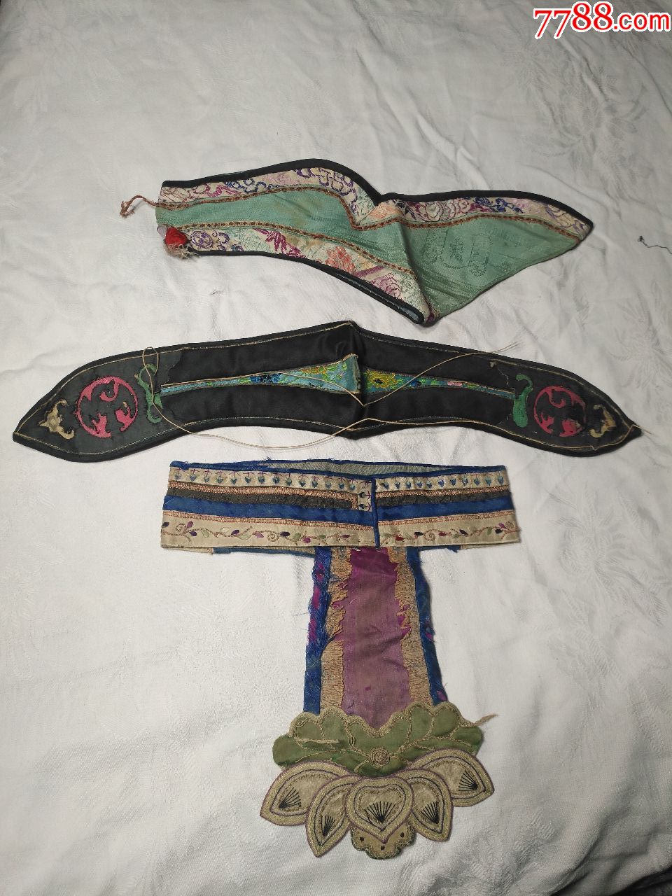 晚清民国抹额三件齐售