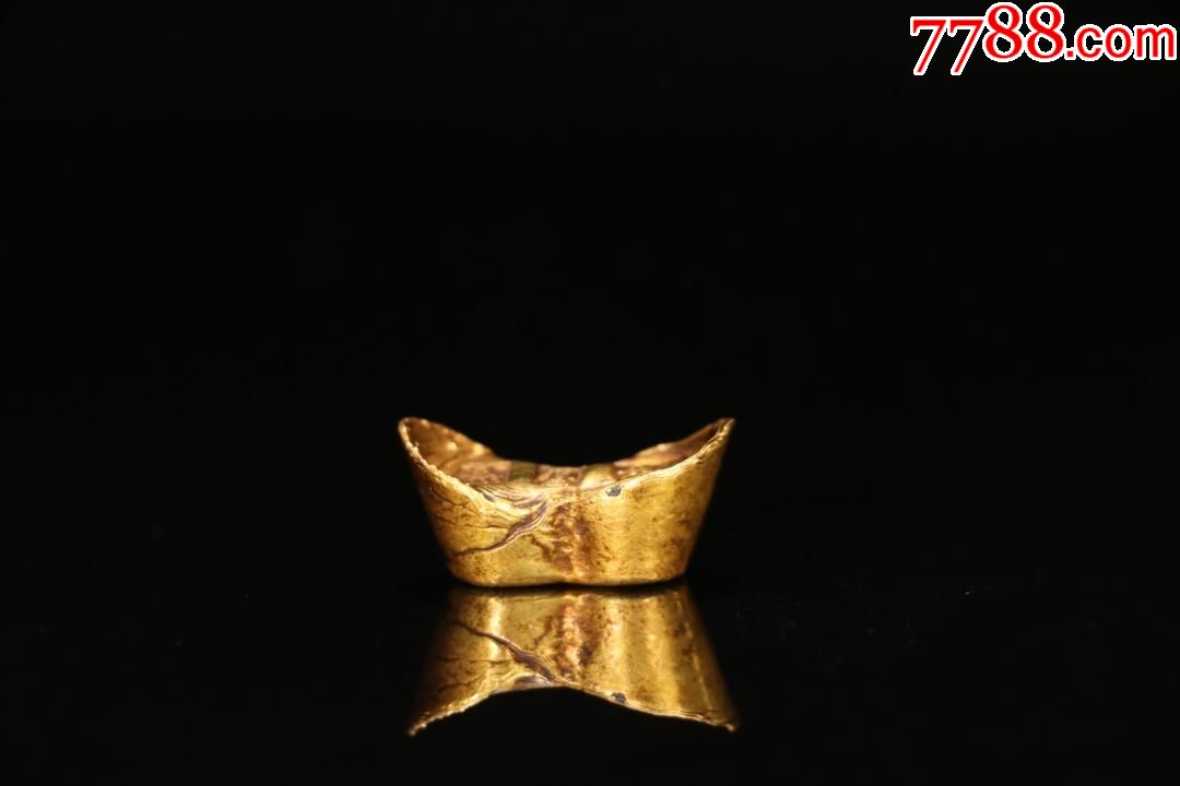 清纯金元宝,纯金铸造,材质珍贵,包浆皮壳一流,风化痕迹明显,字体清晰