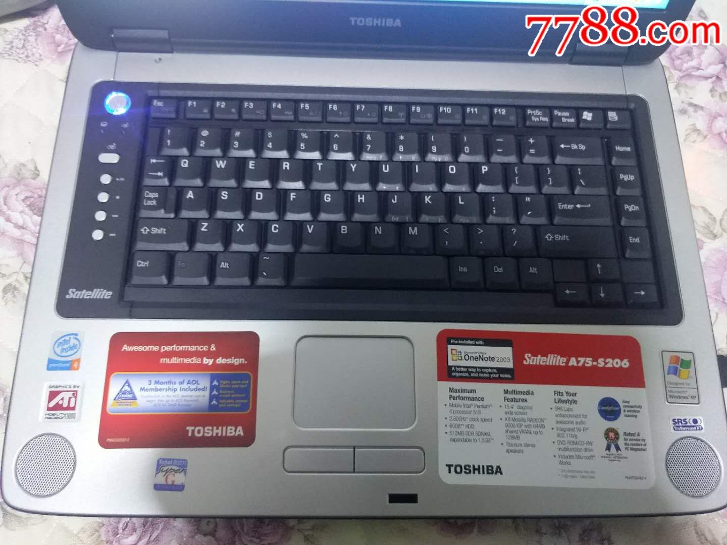 全新东芝笔记本电脑