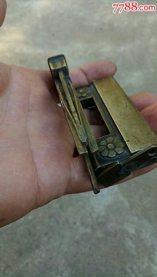 民国机关铜锁