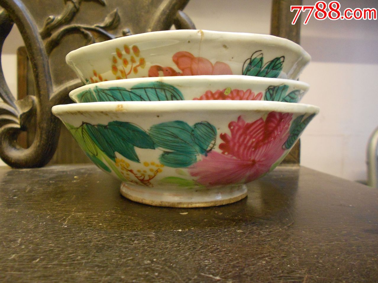 民国粉彩八角花碗3个