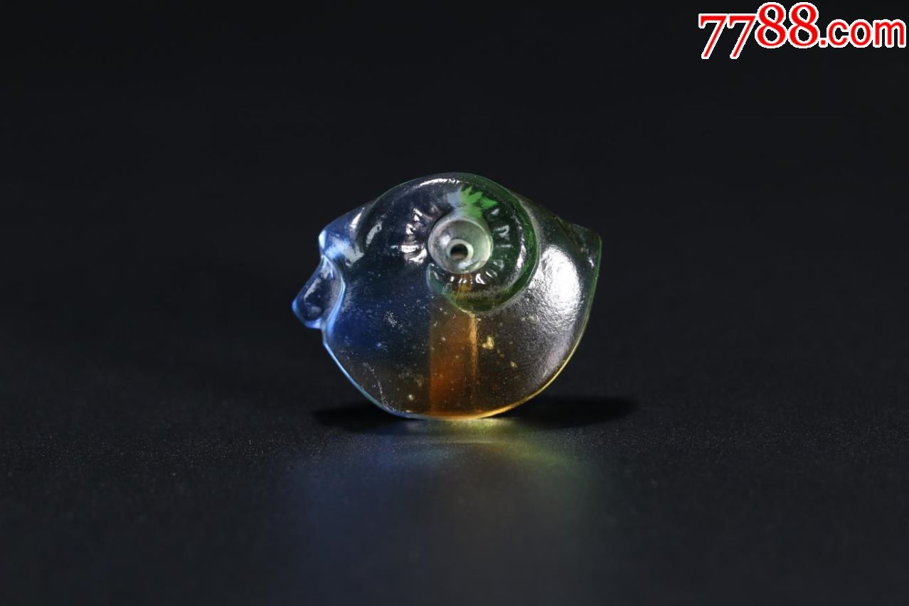 琉璃羊角吊坠