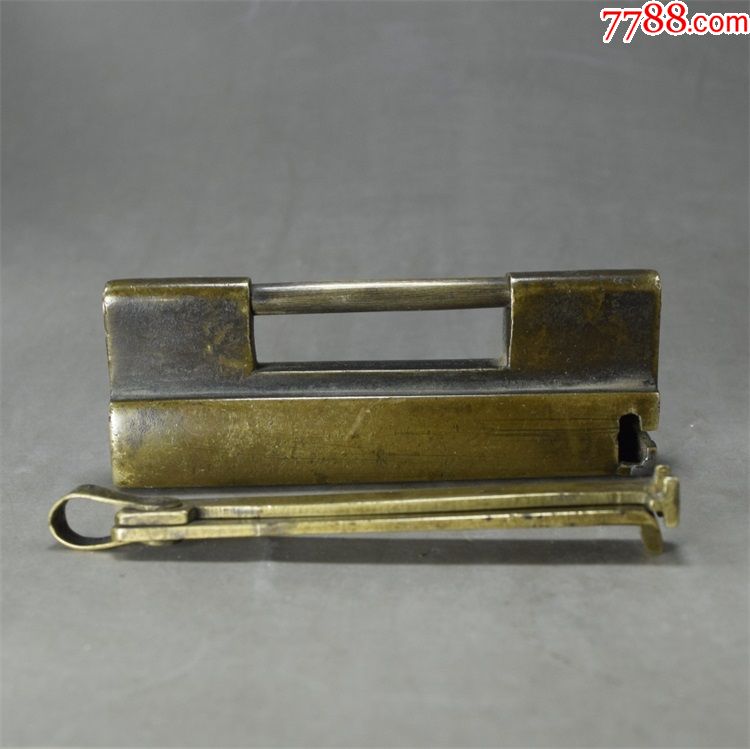 明代铜器包老古董古玩包到代锁具带折叠钥匙铜锁