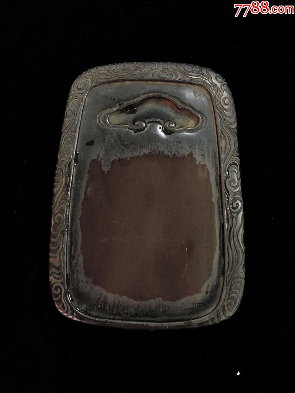 旧藏端砚名坑,如意云纹寓意吉祥,砚堂胭脂火捺,浮云冻,包浆醇厚,石质