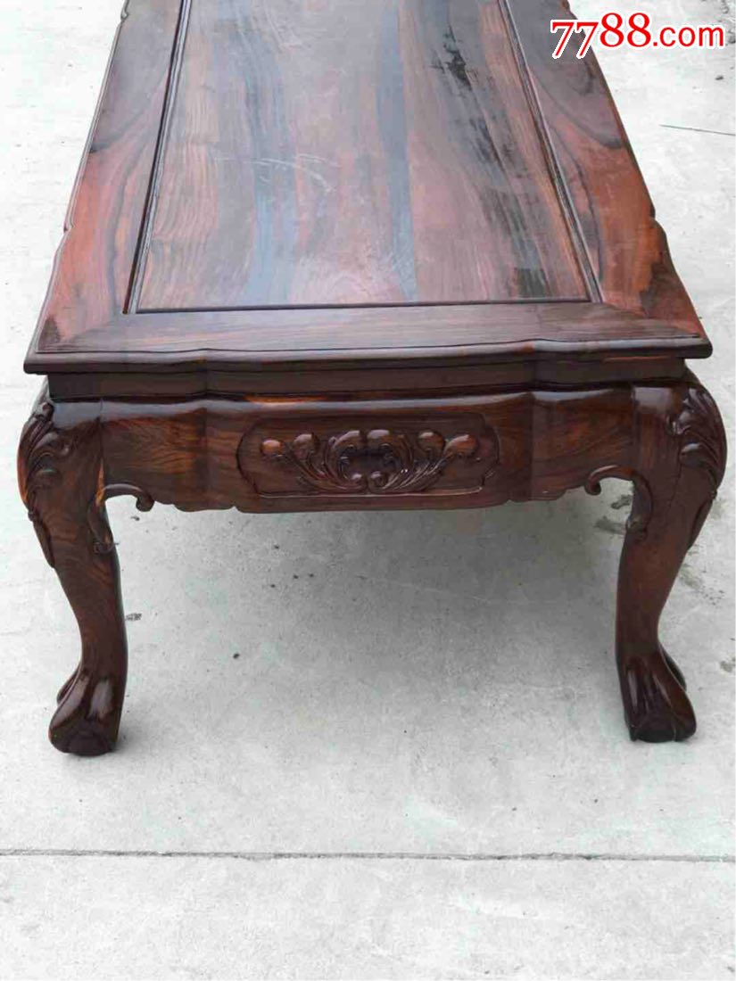 民国时期大户人家用的老红木(红酸枝)老虎腿雕花.炕几一个.做工精细.