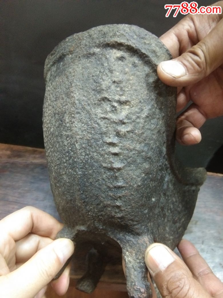 老铸铁元宝型香炉