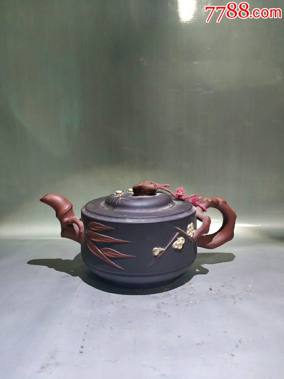 松竹梅纹周桂珍款紫砂壶