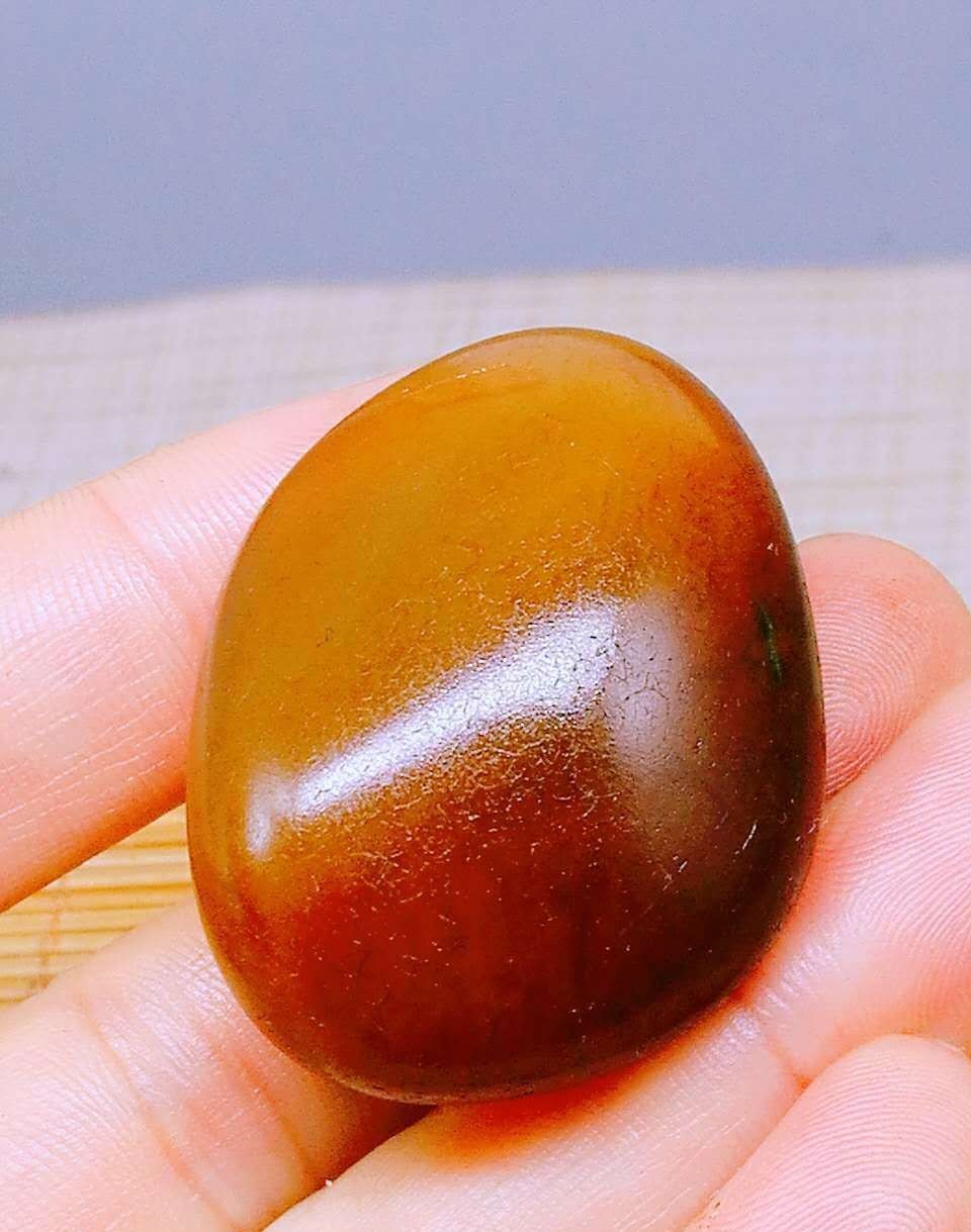 36克马达加斯加玛瑙--极致冰透玻璃皮籽料
