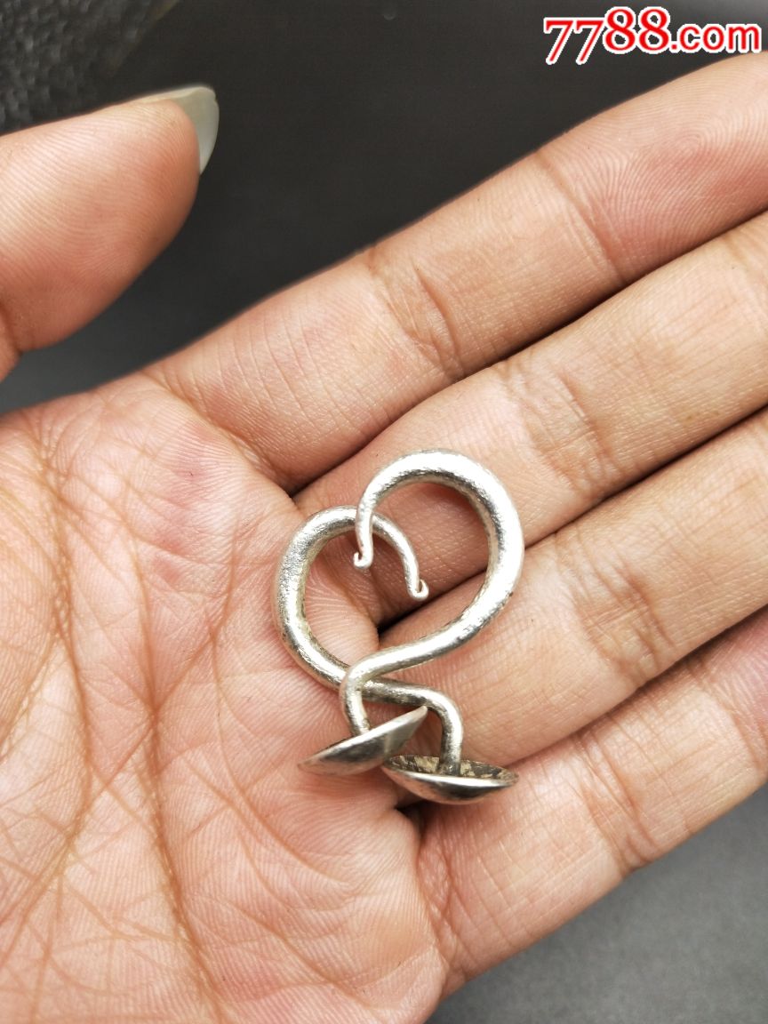 清代出t银耳环一对,民族特色