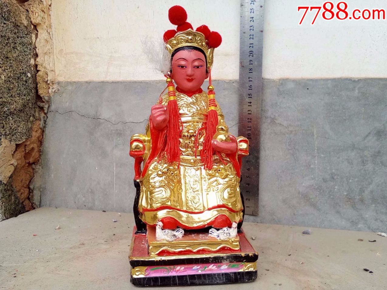 保证内心全实木,香樟木雕人物手拿着葫芦和拂尘的女神像娘娘菩萨