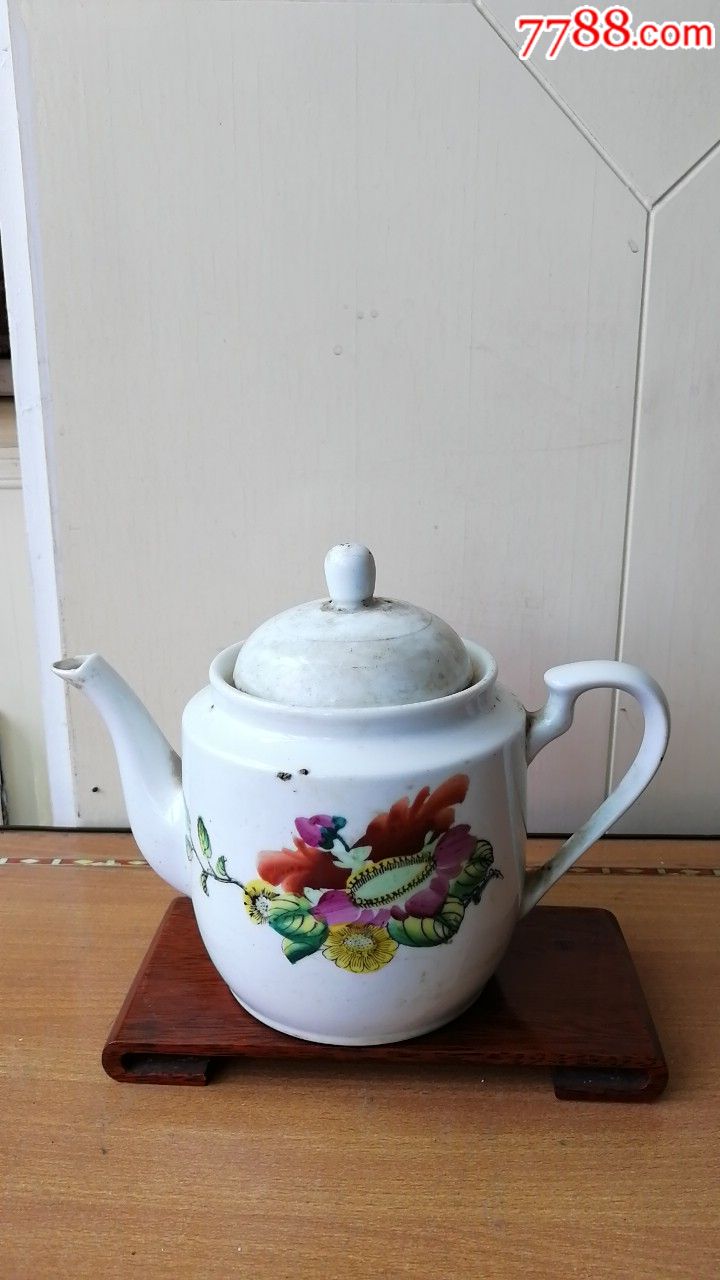 70年代手绘花卉两醴陵茶壶