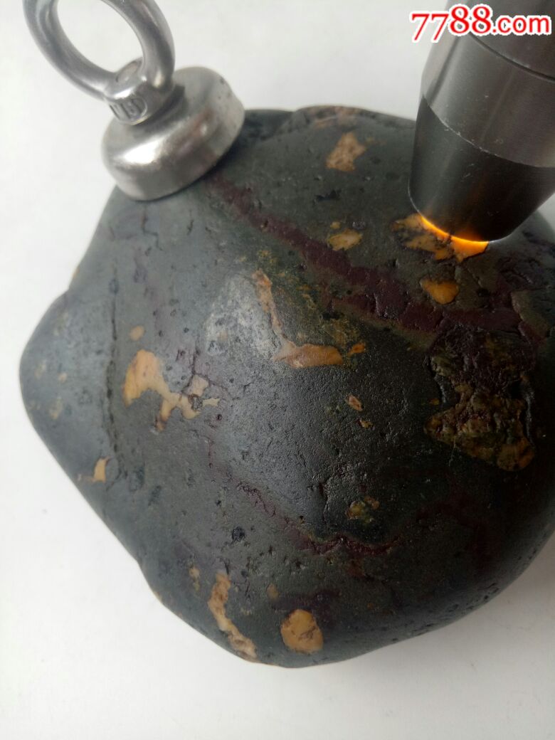 金色石铁橄榄陨石(透黄光)(强磁)_价格39.