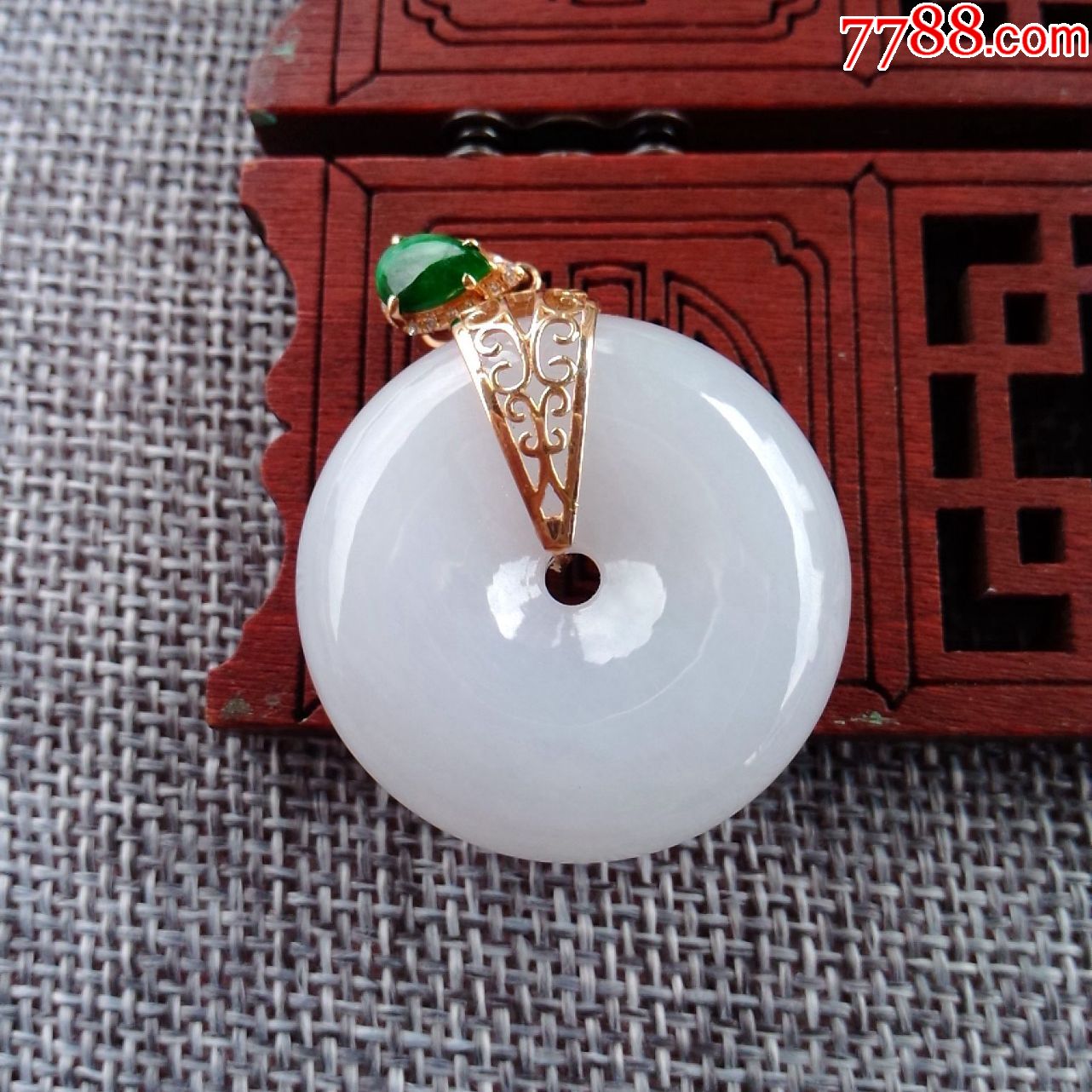 天然翡翠a货老坑冰糯种平安扣起光水润女项链吊坠18k金伴钻玉挂件