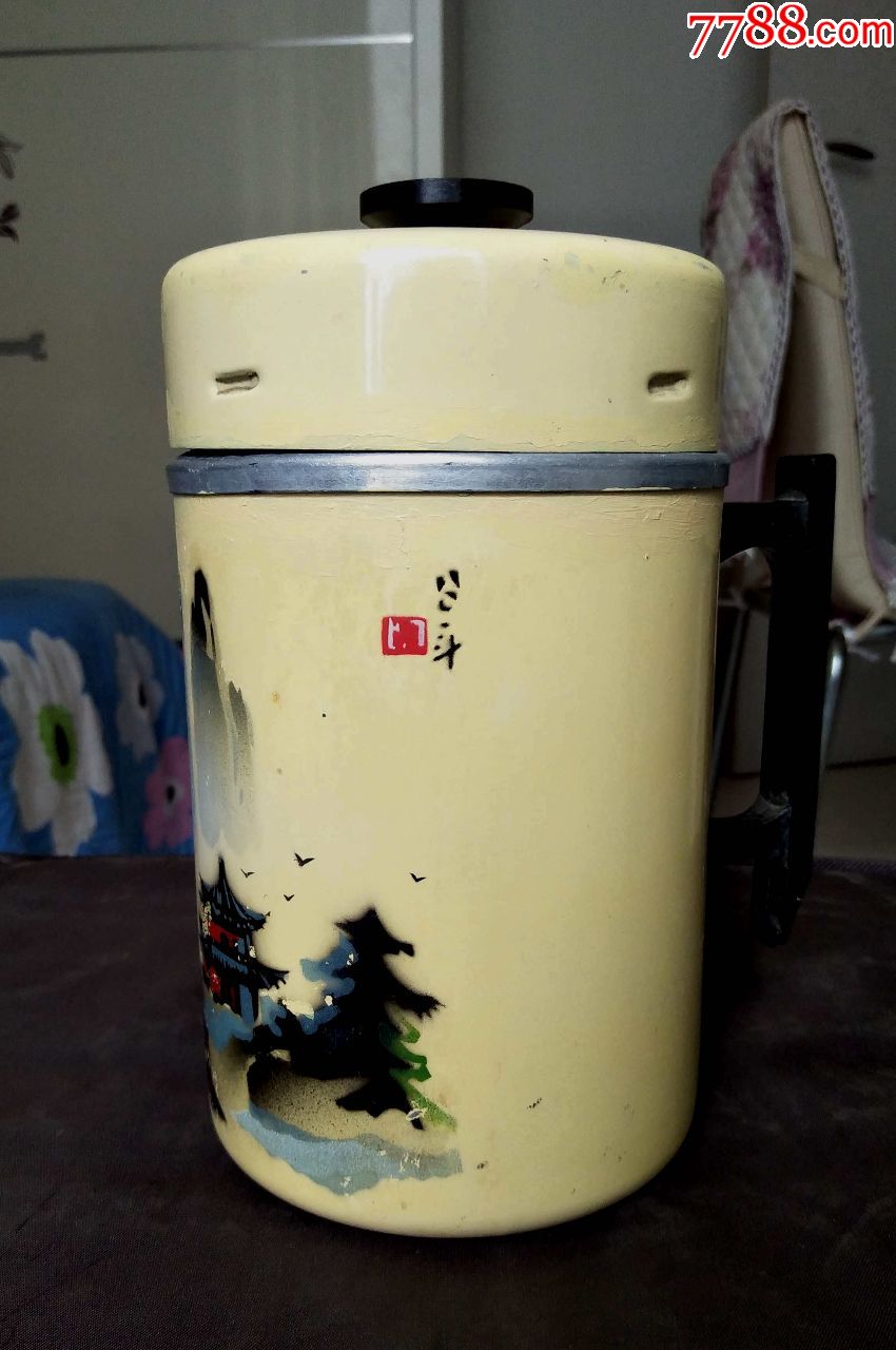 八十年代玻璃内胆保温杯米黄色