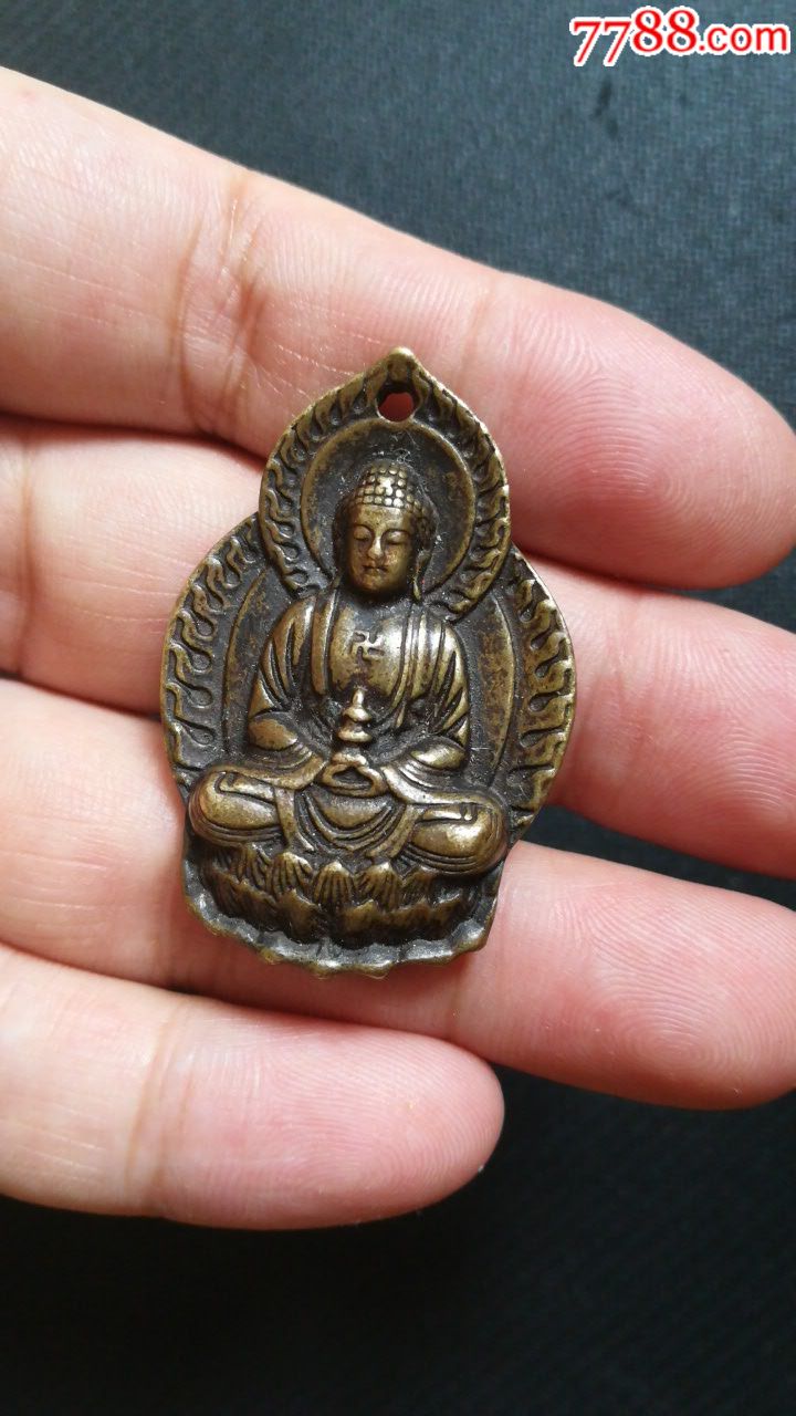 铜佛挂件