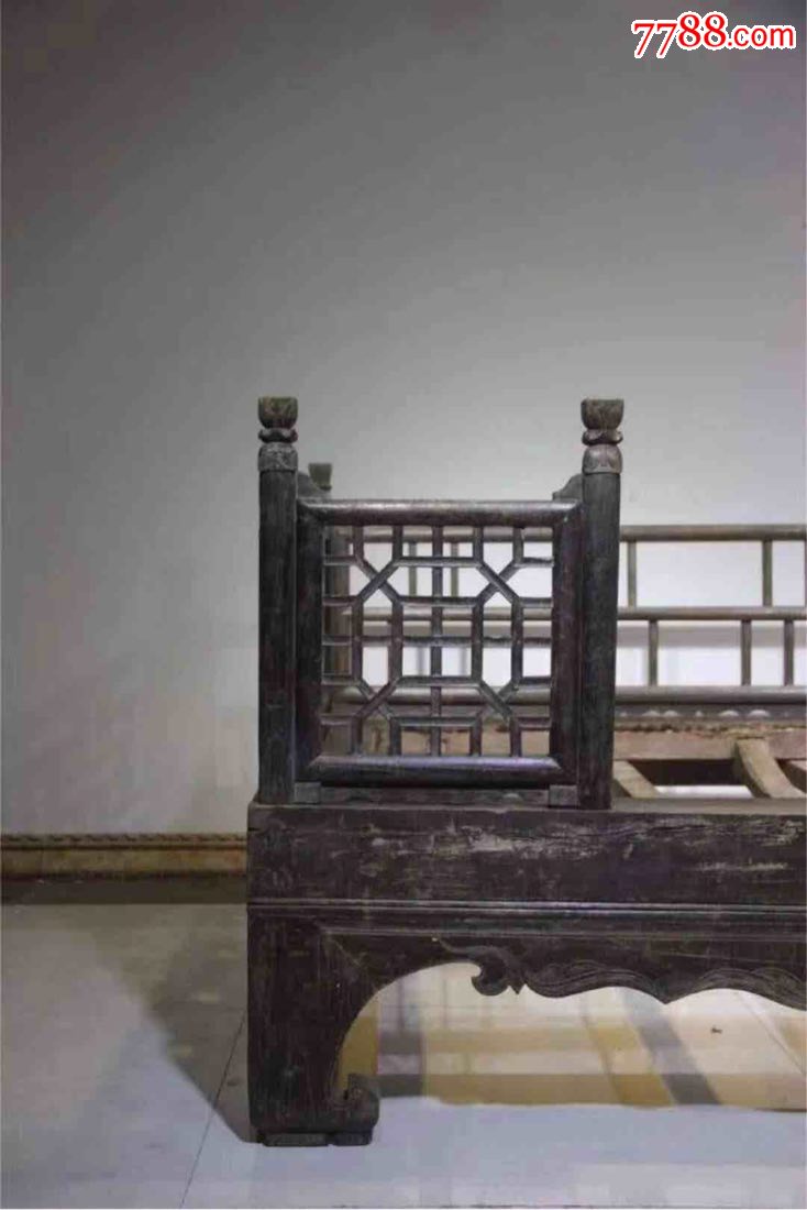 明末清初禅床是寺院方丈卧室之榻尺寸长220宽120高90