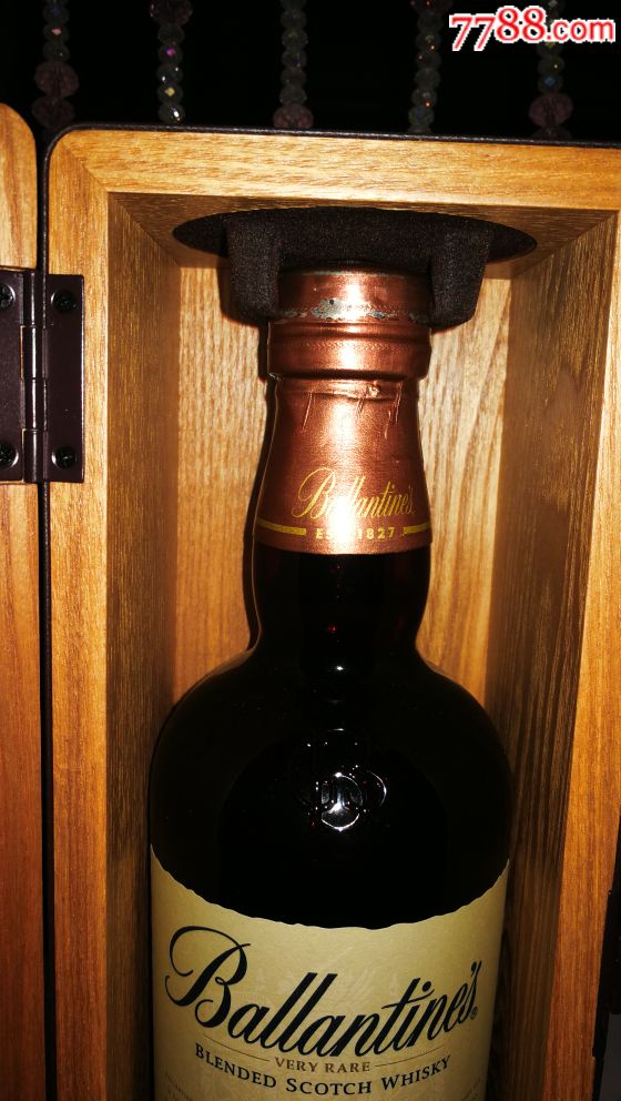 威士忌百龄坛30年