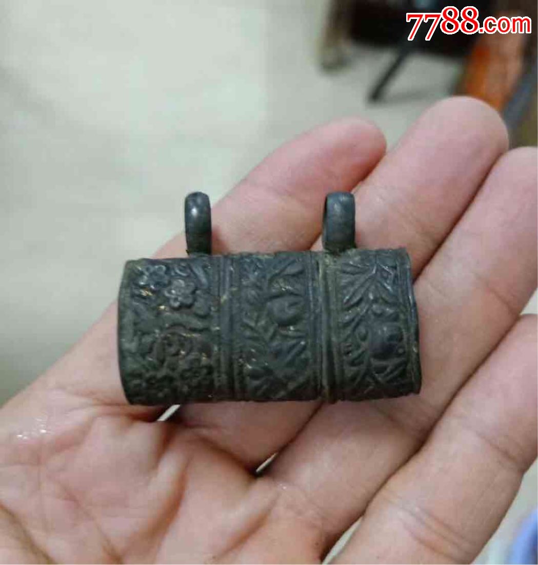 明代银鎏金满工竹节长命锁