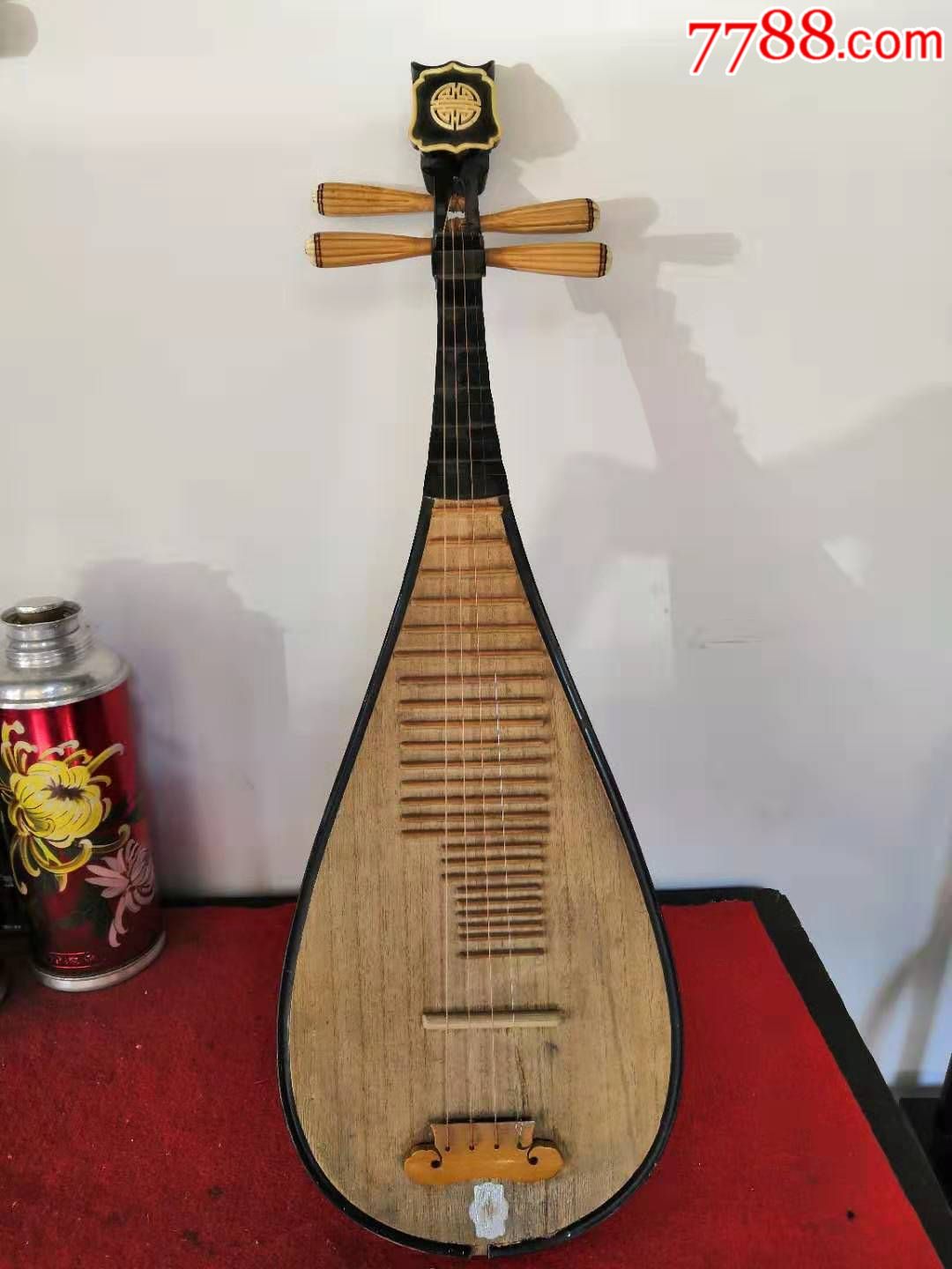 下乡收来的琵琶,包存完整做工精美正常使用