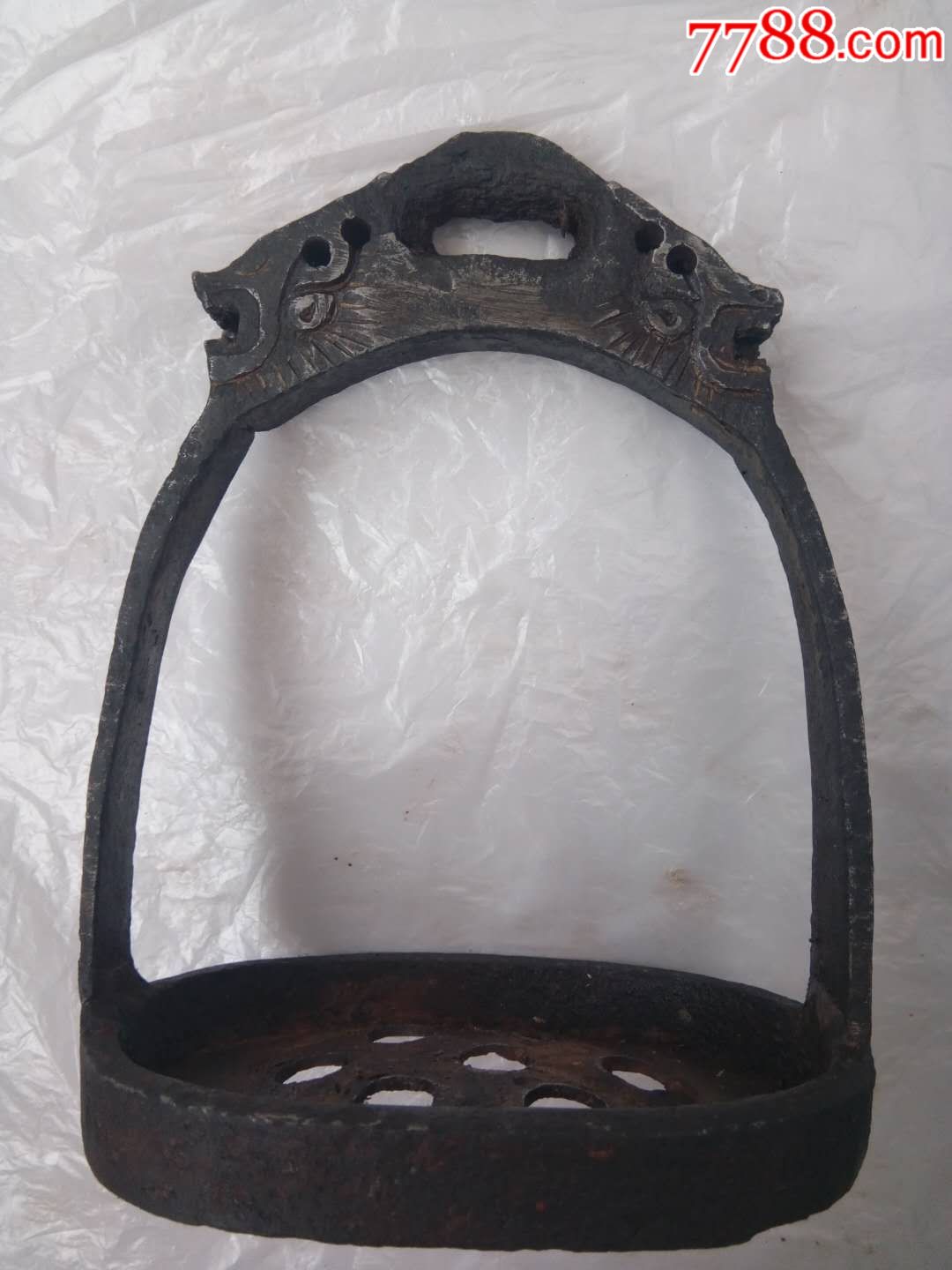 民国时期遗留手工制双龙铁马镫