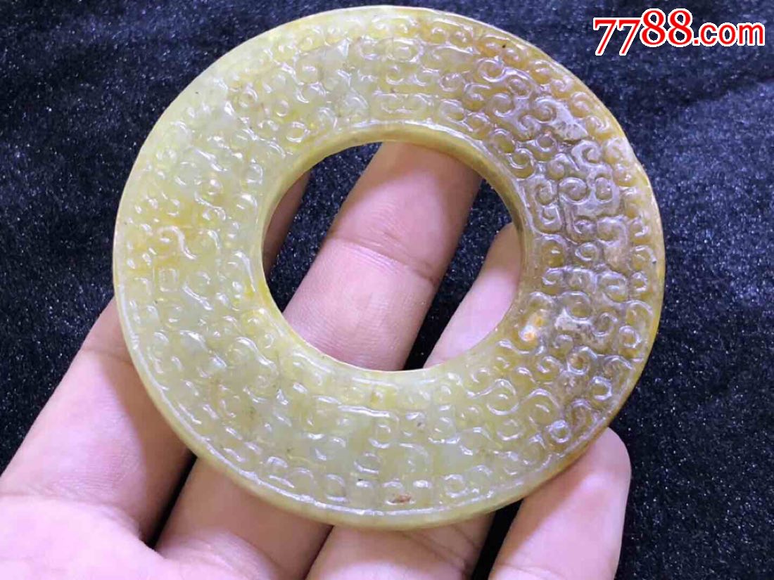 战汉和田玉回纹璧手工錾刻工艺精美包浆自然沁色漂亮