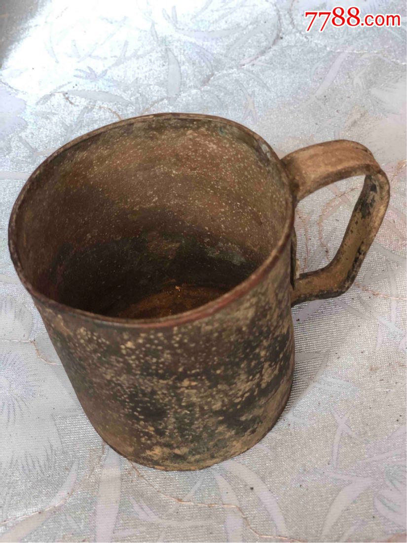 抗战时期国军铜制水杯2